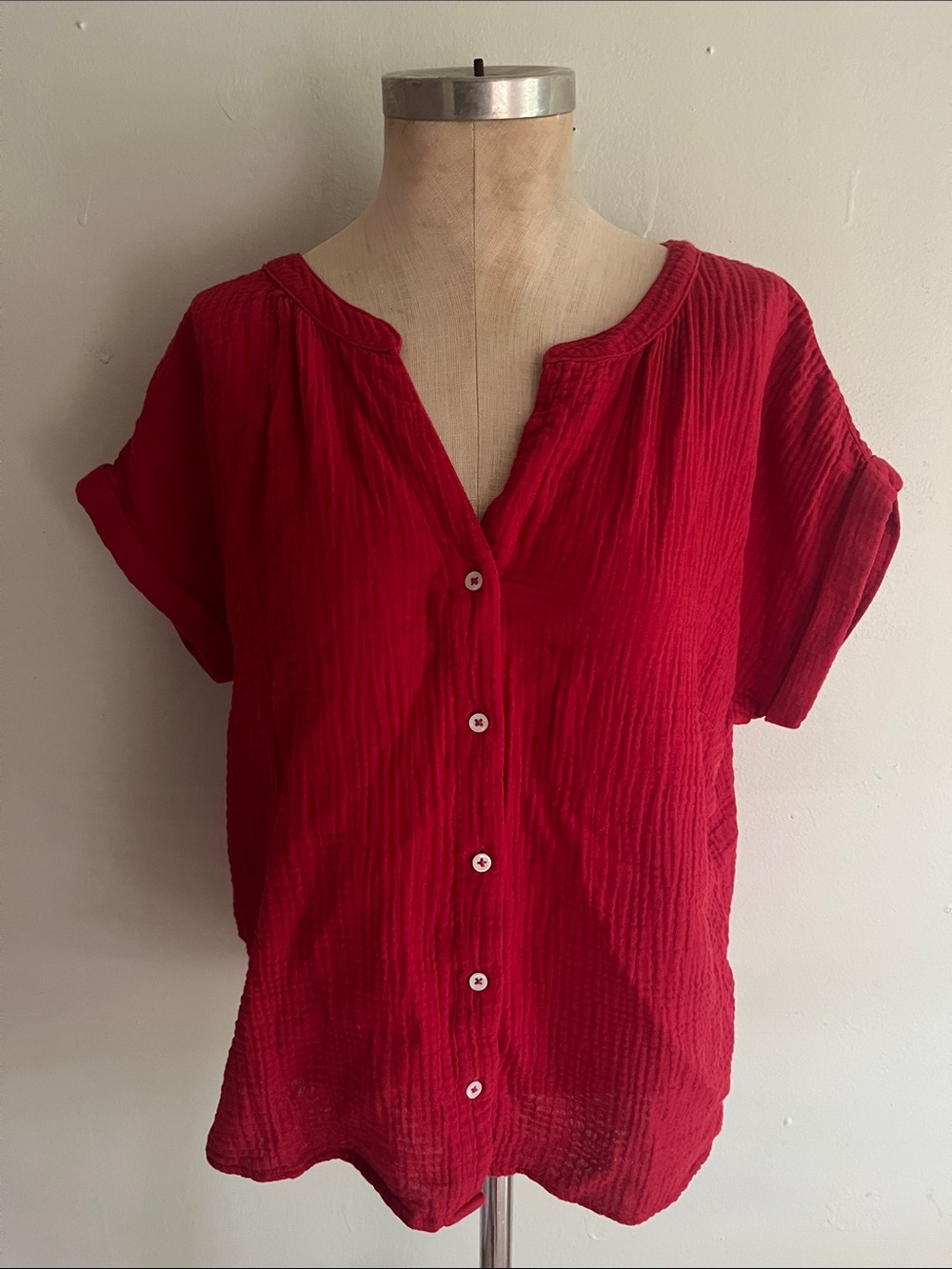 Talbots Crimson Textured Button-Front Short Sleeve Top